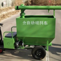 Hand-pushed Feeder in Poultry Farming
